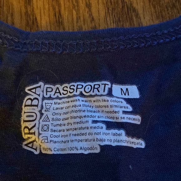 Mens med tank top - Picture 3 of 3